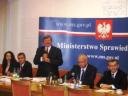 2010.11.04 Od lewej: Pani Anna Janus- Dębska (Sekretarz KRK), Pan Adam Syldatk (Wiceprzewodniczący KRK), Pan Andrzej Martuszewicz (Przewodniczący KRK), Pan Stanisław Chmielewski (Wiceminister Sprawiedliwości), Pan Krzysztof Kwiatkowski (Minister Sprawiedliwości)