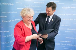 31.05.2017 Warszawa ul. Przemysłowa 32 Biuro Rzecznika Praw Dziecka posiedzenie Zespol ds. Opracowania Standardow Pracy Osrodkow Kuratorskiech z udzialem RPD Markra Michalaka