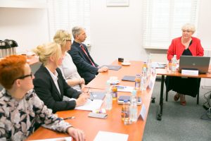 31.05.2017 Warszawa ul. Przemysłowa 32 Biuro Rzecznika Praw Dziecka posiedzenie Zespol ds. Opracowania Standardow Pracy Osrodkow Kuratorskiech z udzialem RPD Markra Michalaka